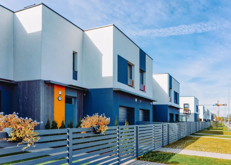 光輝く美と開放感、こだわりが彩る洗練の住まい